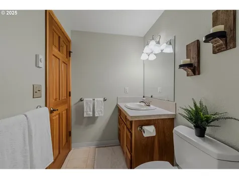 9511 NE 208th Avenue Vancouver WA 98682