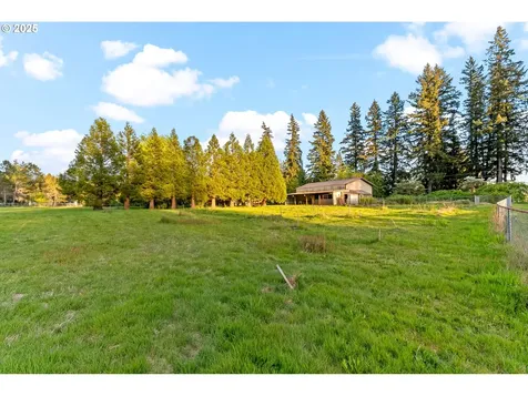 9511 NE 208th Avenue Vancouver WA 98682