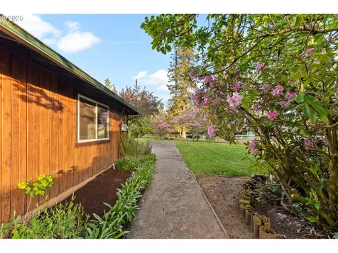 9511 NE 208th Avenue Vancouver WA 98682