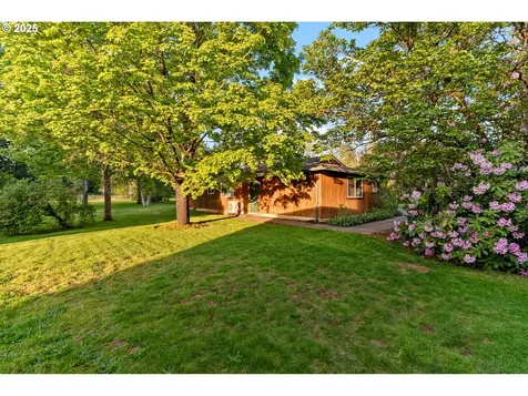 9511 NE 208th Avenue Vancouver WA 98682