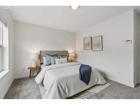 1020 NW 1st Avenue Canby OR 97013