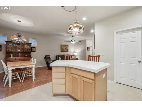 1963 SW Wright Place Troutdale OR 97060