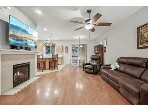 1963 SW Wright Place Troutdale OR 97060
