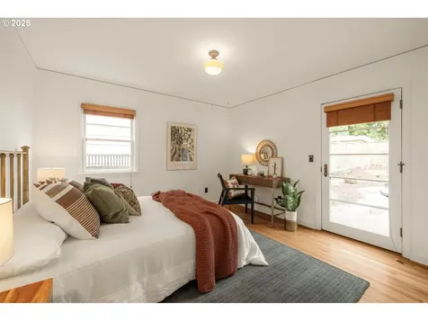 2303 SE Sherman Street Portland OR 97214