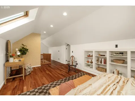 2303 SE Sherman Street Portland OR 97214