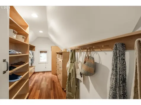 2303 SE Sherman Street Portland OR 97214
