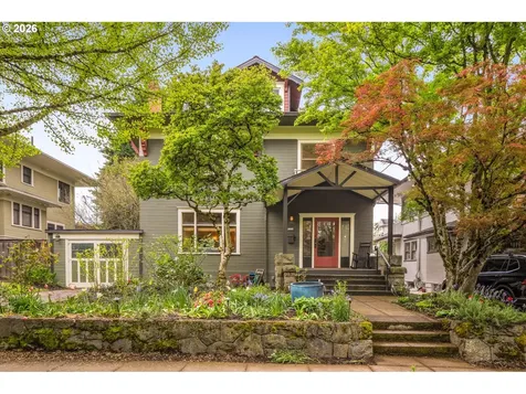 2220 NE Clackamas Street Portland OR 97232