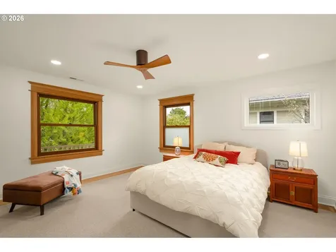 2220 NE Clackamas Street Portland OR 97232