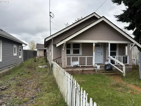 1220 S Tower Avenue Centralia WA 98531