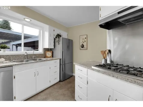 1240 Golden Avenue Eugene OR 97404