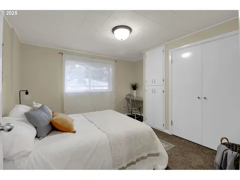 1240 Golden Avenue Eugene OR 97404