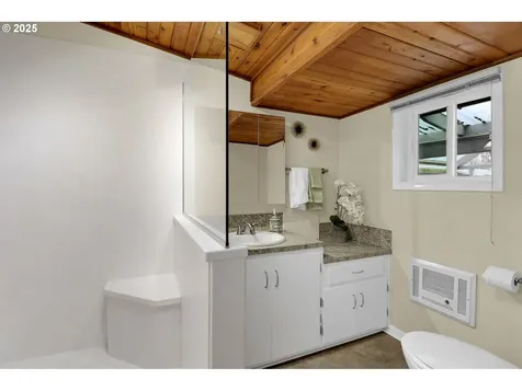 1240 Golden Avenue Eugene OR 97404
