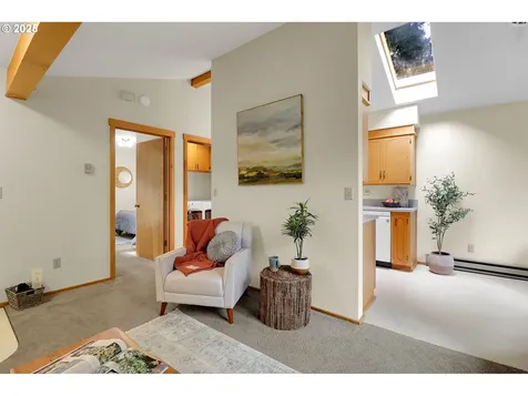 1240 Golden Avenue Eugene OR 97404