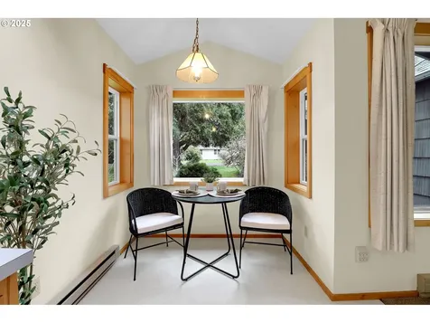 1240 Golden Avenue Eugene OR 97404