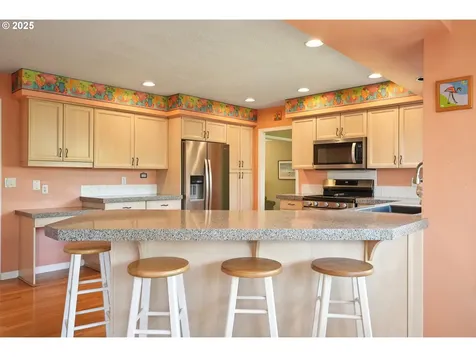 4775 SW Joshua Street Tualatin OR 97062