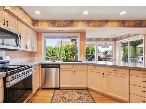 4775 SW Joshua Street Tualatin OR 97062