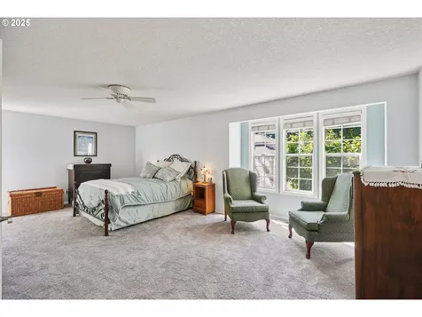 4775 SW Joshua Street Tualatin OR 97062