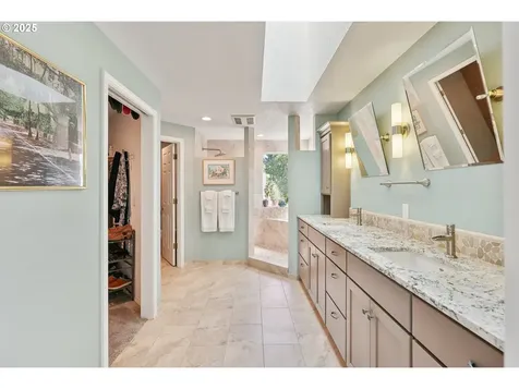 4775 SW Joshua Street Tualatin OR 97062