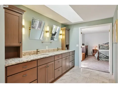 4775 SW Joshua Street Tualatin OR 97062