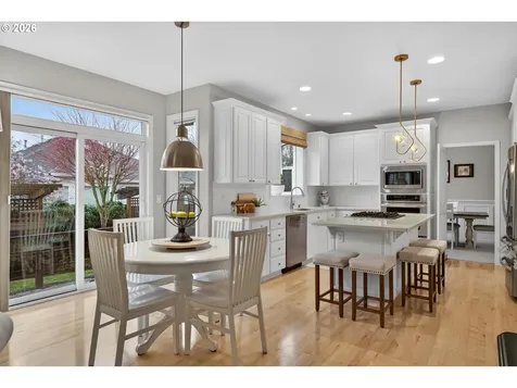 14024 NW Eagleridge Lane Portland OR 97229
