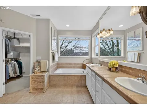 14024 NW Eagleridge Lane Portland OR 97229