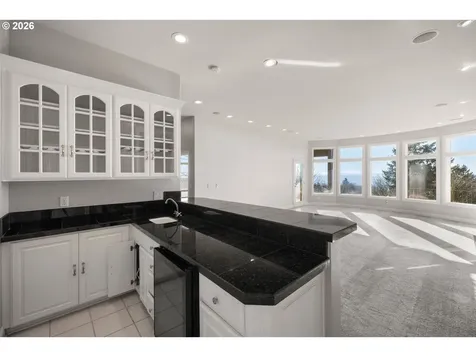 8336 NW Thompson Road Portland OR 97229