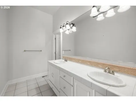 8336 NW Thompson Road Portland OR 97229