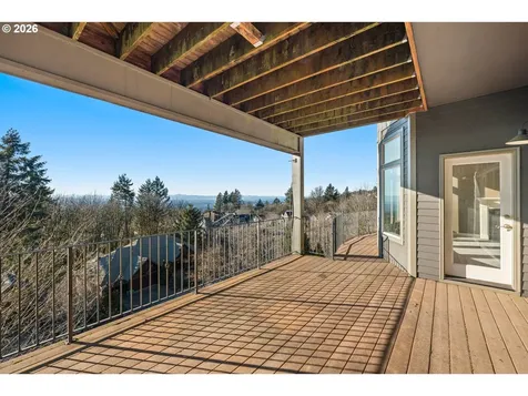 8336 NW Thompson Road Portland OR 97229