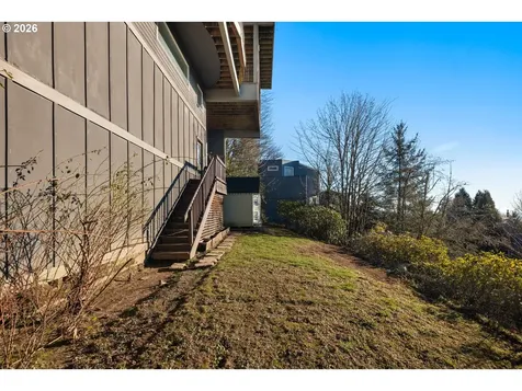8336 NW Thompson Road Portland OR 97229