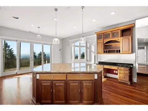 8336 NW Thompson Road Portland OR 97229