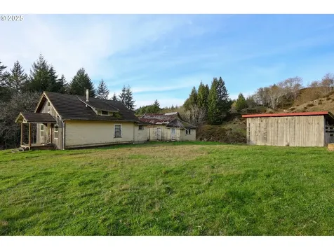 96312 Shutters Creek Lane North Bend OR 97459