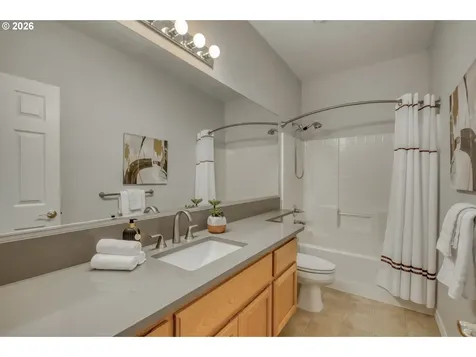 5242 NW Crady Lane Portland OR 97229
