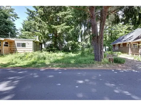 216 E Harrison Street Cannon Beach OR 97110