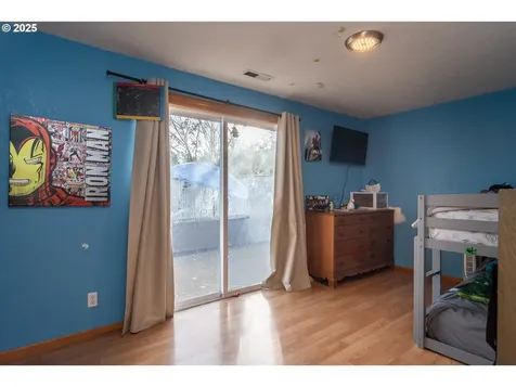 1785 NW Grove Street Roseburg OR 97471