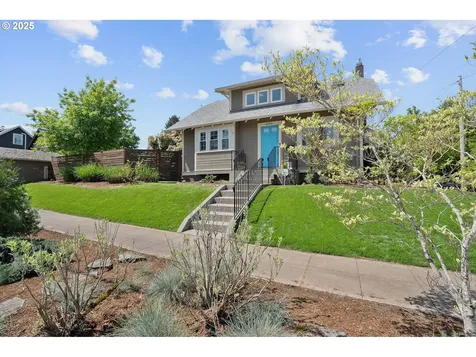 6333 NE 10th Avenue Portland OR 97211