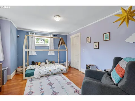 6333 NE 10th Avenue Portland OR 97211