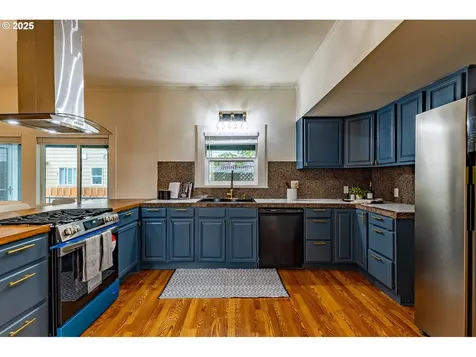 7744 SE 72nd Avenue Portland OR 97206