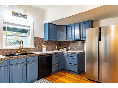 7744 SE 72nd Avenue Portland OR 97206