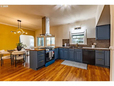 7744 SE 72nd Avenue Portland OR 97206