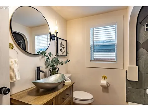 7744 SE 72nd Avenue Portland OR 97206