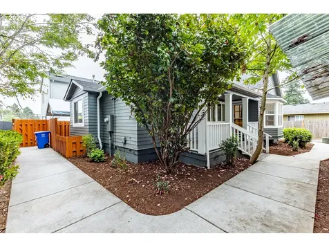 7744 SE 72nd Avenue Portland OR 97206