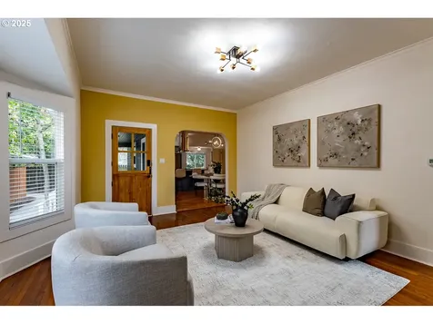 7744 SE 72nd Avenue Portland OR 97206
