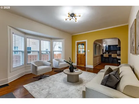 7744 SE 72nd Avenue Portland OR 97206