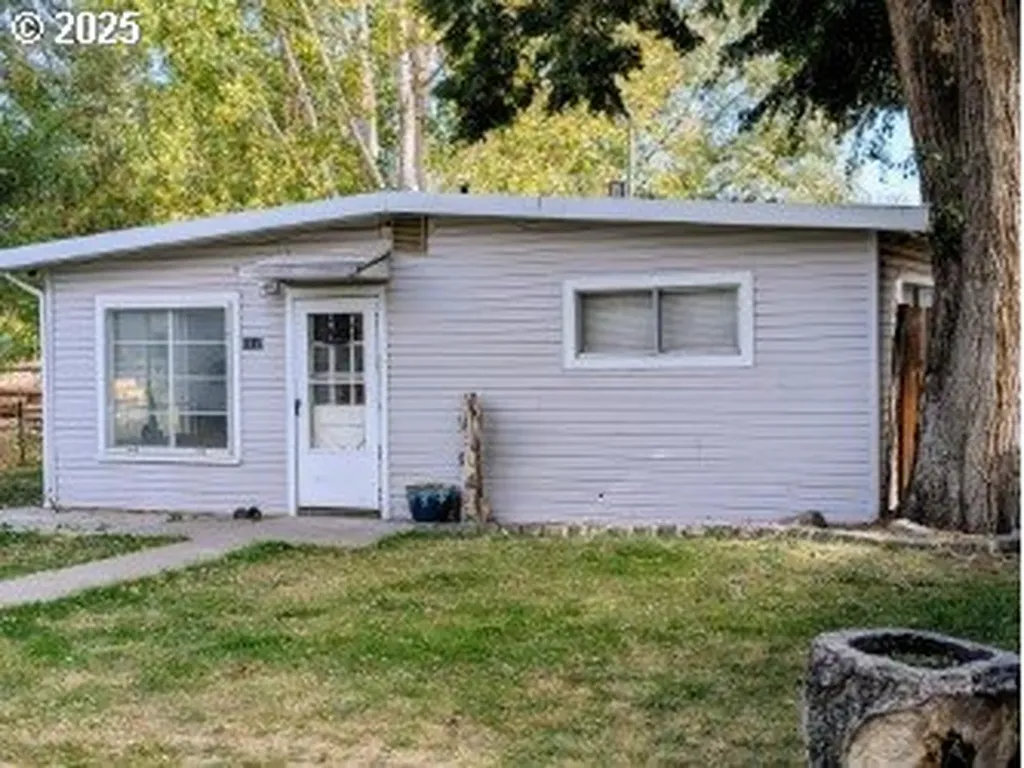 1137 N Bellwood Avenue Union OR 97883