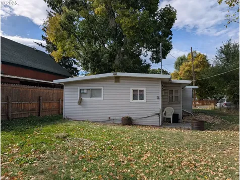 1137 N Bellwood Avenue Union OR 97883