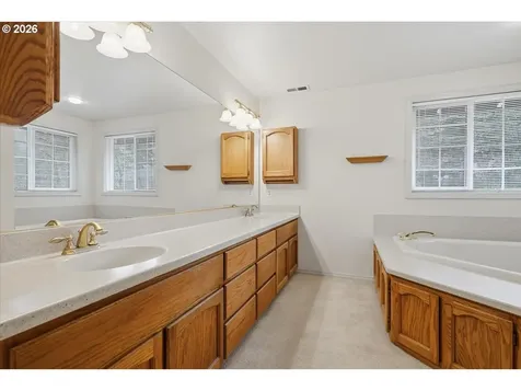 20205 NE 49th Street Vancouver WA 98682