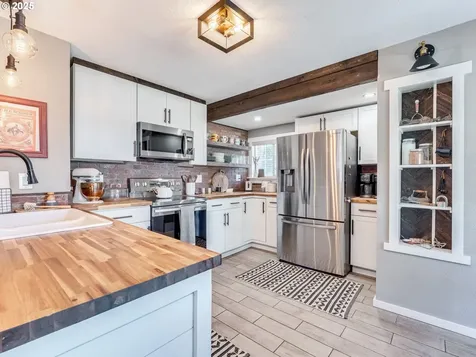 780 G Street Washougal WA 98671