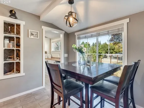 780 G Street Washougal WA 98671