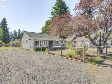 780 G Street Washougal WA 98671