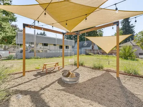 780 G Street Washougal WA 98671